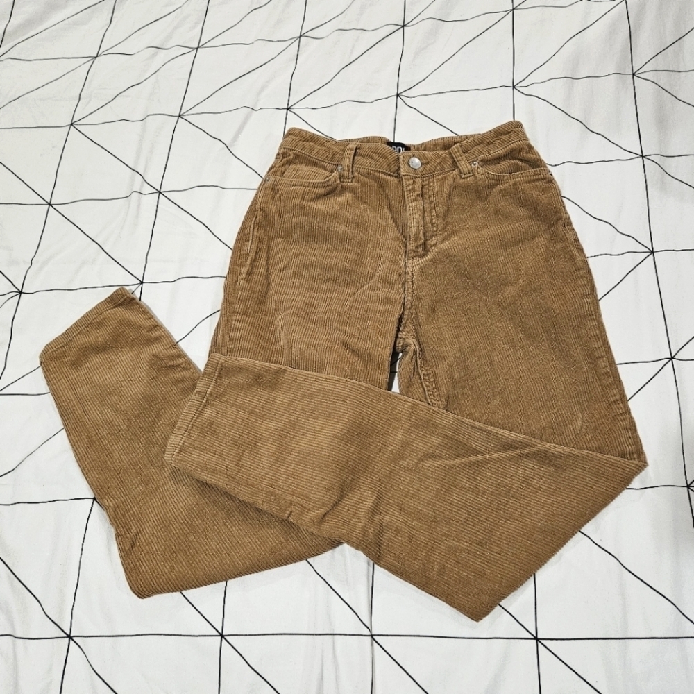 Urban Outfitters BDG Mom High-Rise Corduroy Jeans Brown Size 25